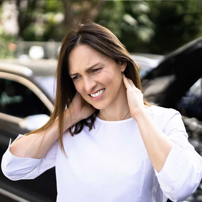 whiplash chiropractor in Turlock CA